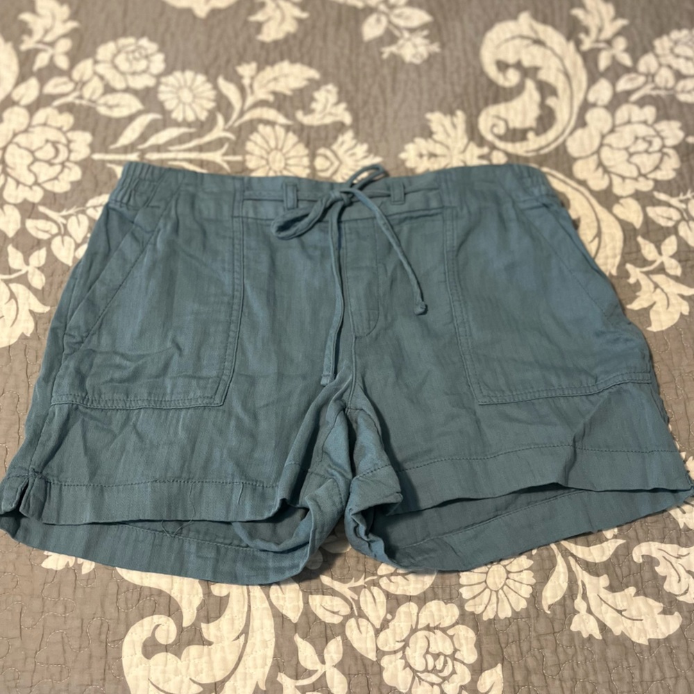 Old Navy shorts M